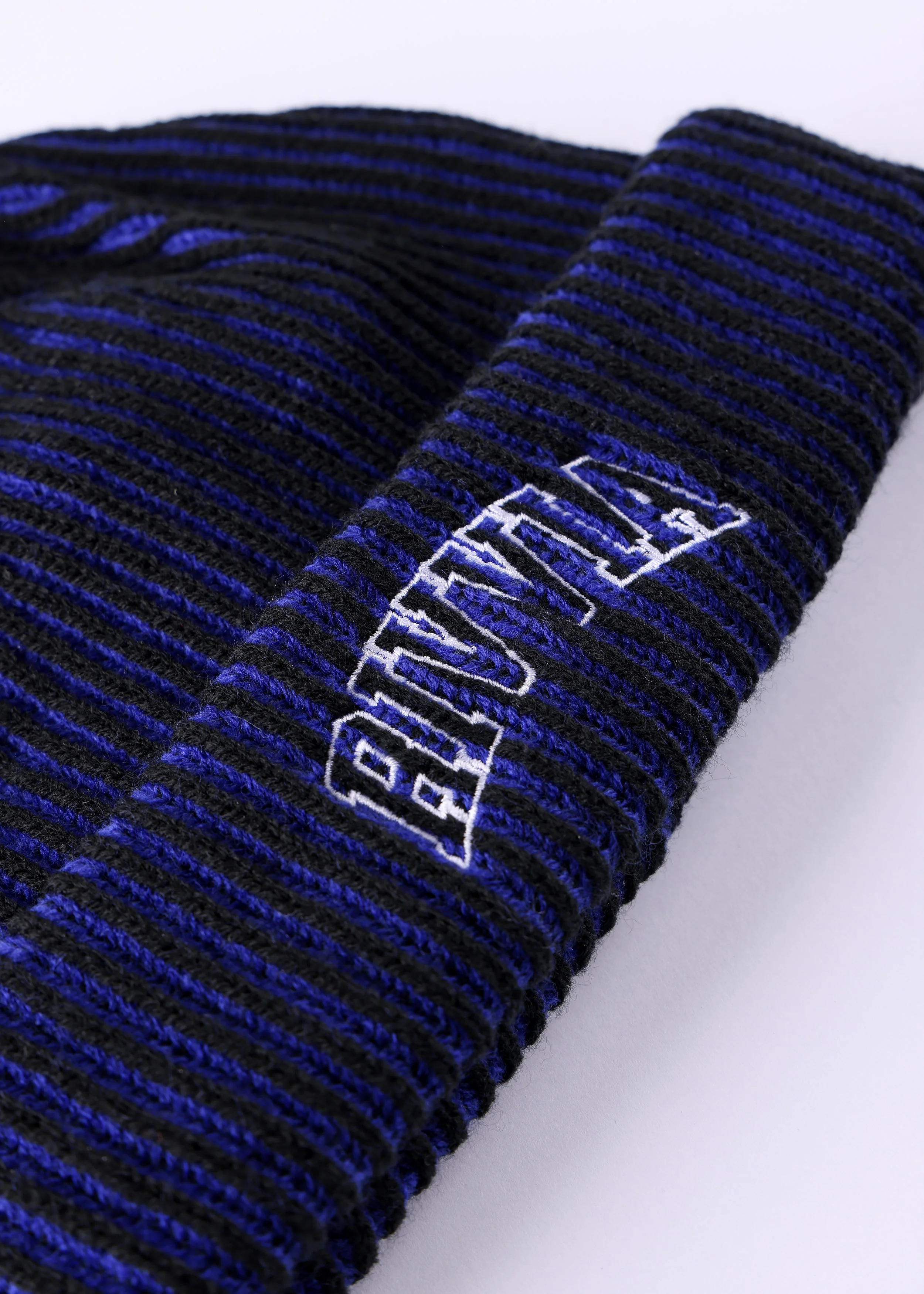 CLASS BEANIE : BLACK BLUE - Image 3